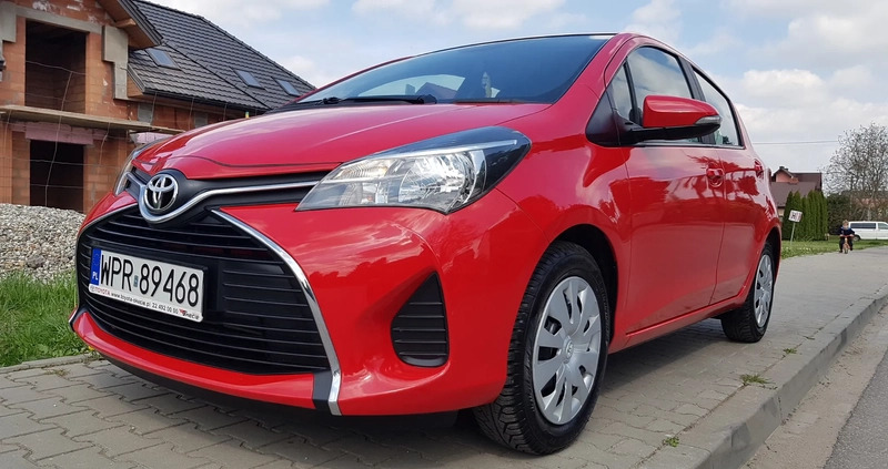 Toyota Yaris cena 39500 przebieg: 34000, rok produkcji 2015 z Proszowice małe 742